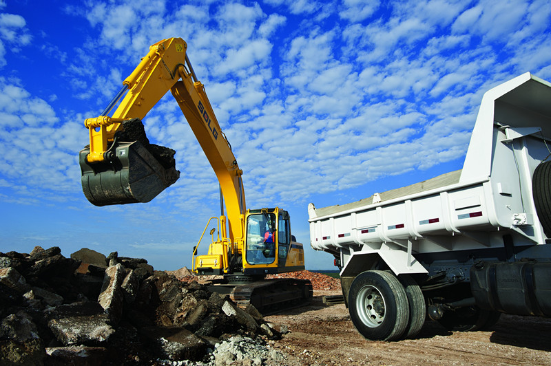 6210E DIGGER.jpg