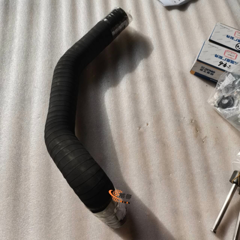 XCMG 253302981 700KV(II).1.2-4 Water supply pipe 1.5kg with good price