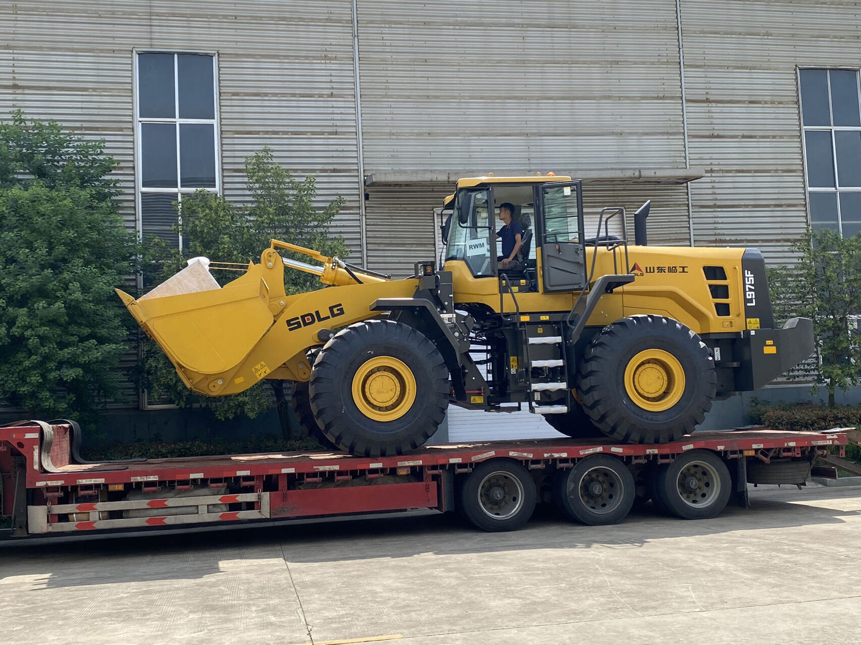 L975F-034wv