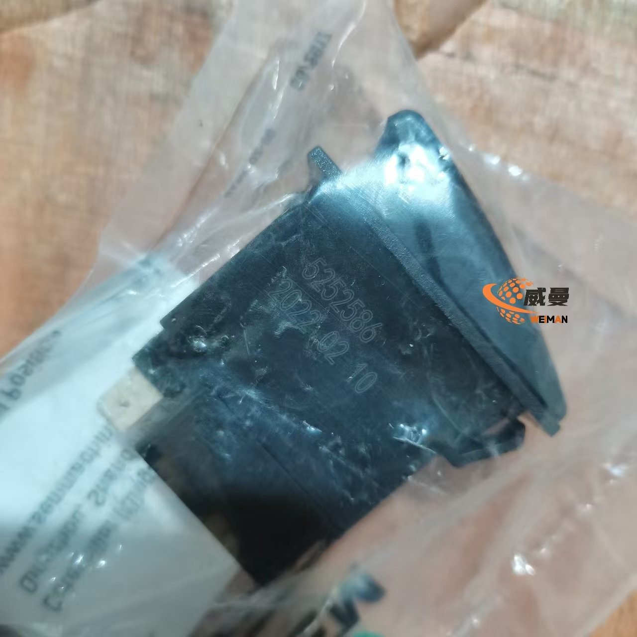 7e11bf71cf52fe2ec493a1f290f17f9