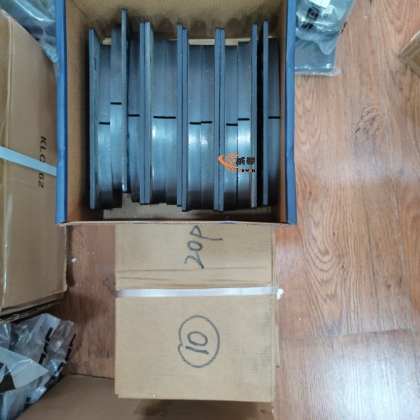 7923e4db-cb9b-40f0-8c29-c3b6e6f7230e.jpg